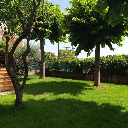 Ai Tre Tigli Con Giardino Privato Sirolo