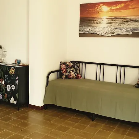 Ai Tre Tigli Apartment *