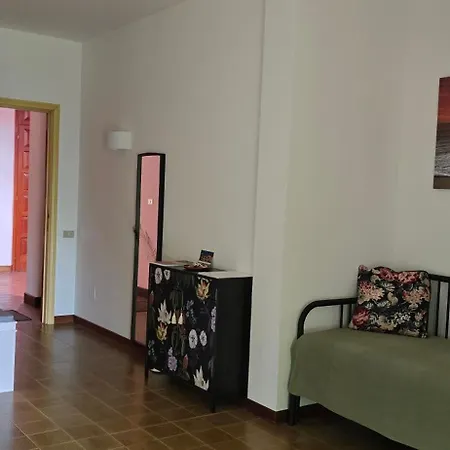 Ai Tre Tigli Con Giardino Privato Lägenhet Sirolo